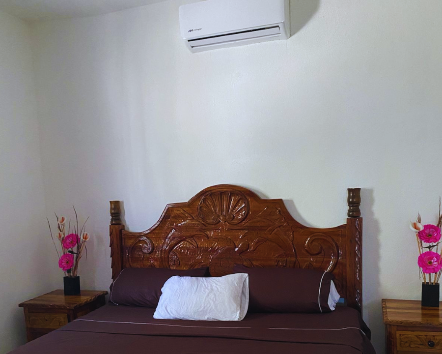 Habitación familiar equipada con aire acondicionado en Punta Pérula