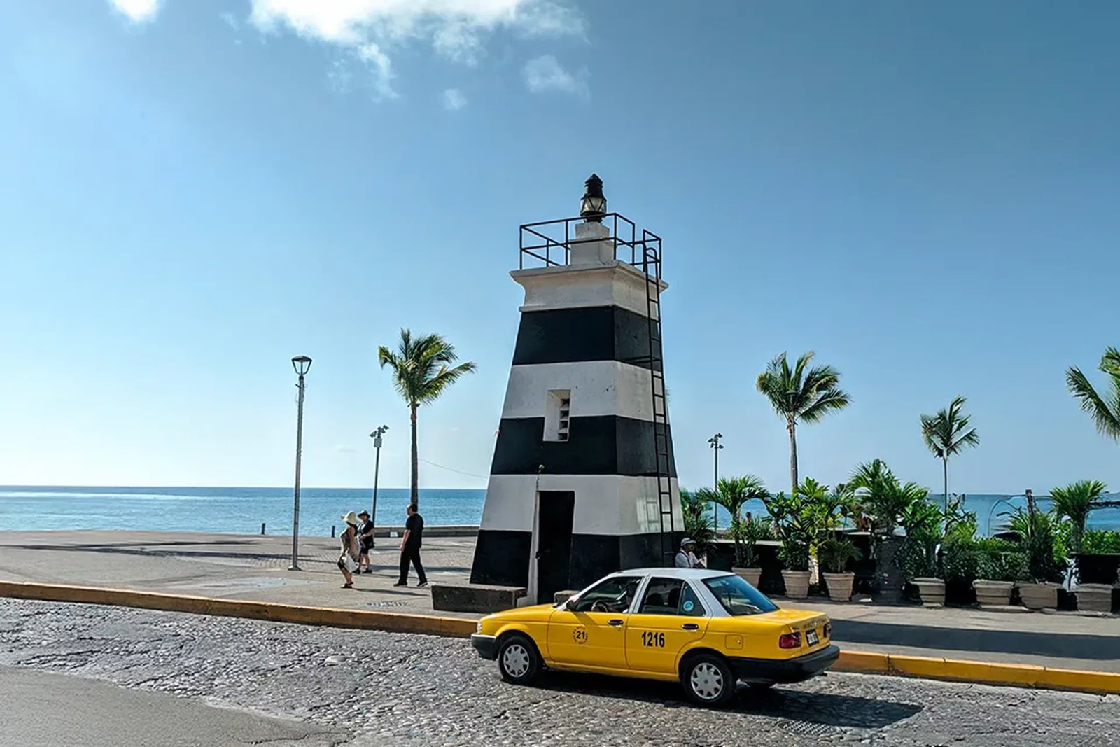Taxi en carretera Costalegre